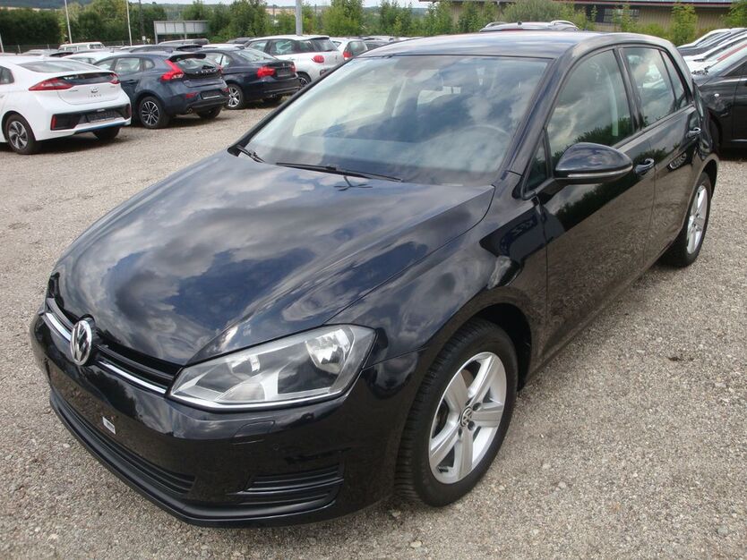 VW Golf 87.478 km 7.850 € Neufahrn 84088