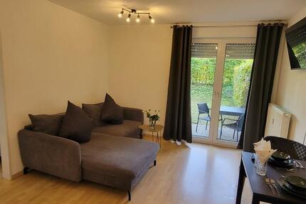 Schöne hochwertige möblierte Wohnung mit Garten direkt an der Uni 2 zimmer