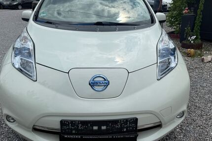 Nissan Leaf 108.000 km 4.299 &euro; Regensburg 93055