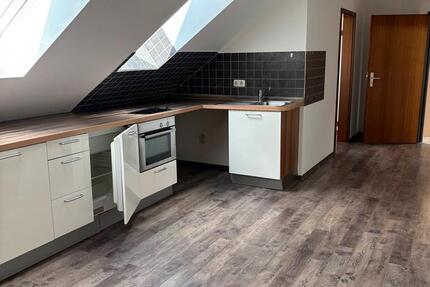 Wohnung Nittendorf - 2.5 Zimmer, 50 m&sup2;, 170.000&euro; | Angebot:25980055