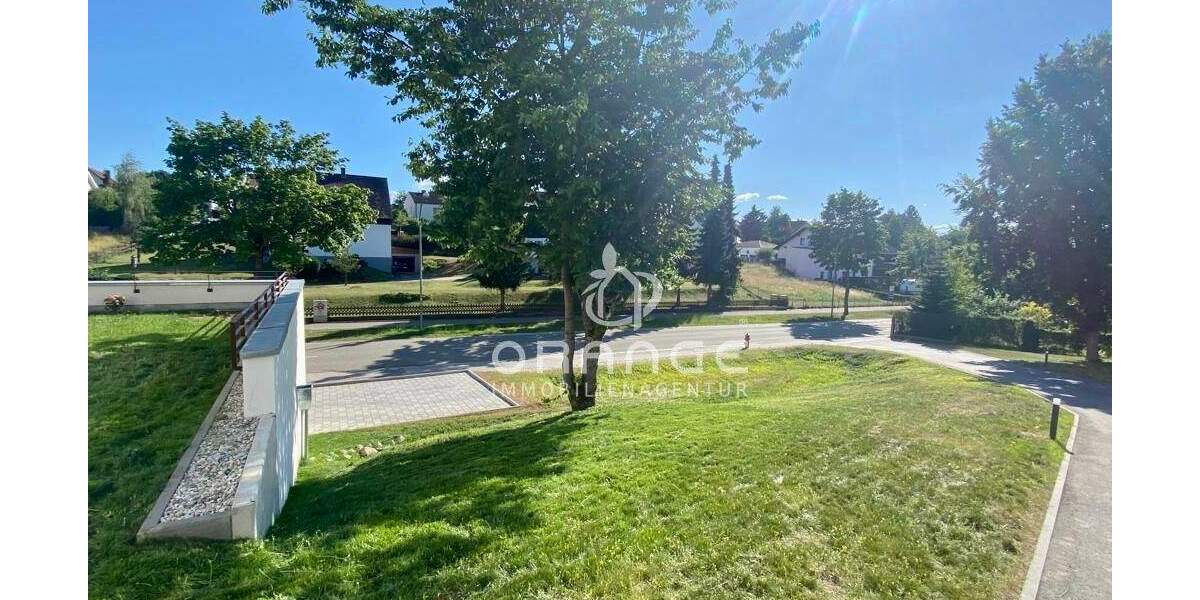 Etagenwohnung Burglengenfeld Augustenhof - 3 Zimmer, 81 m&sup2;, 866&euro; | Angebot:25670730