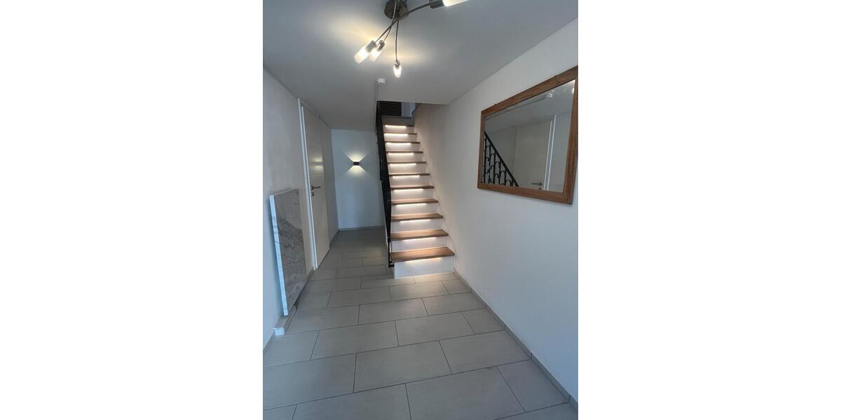 Einfamilienhaus Laaber - 4 Zimmer, 92 m&sup2;, 999&euro; | Angebot:25540024