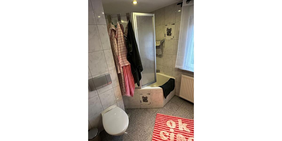 3-Zimmer-Wohnung mit Küche und Bad 3 zimmer