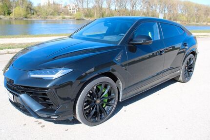 Lamborghini Urus 9.985 km 295.000 &euro; Regensburg 93055