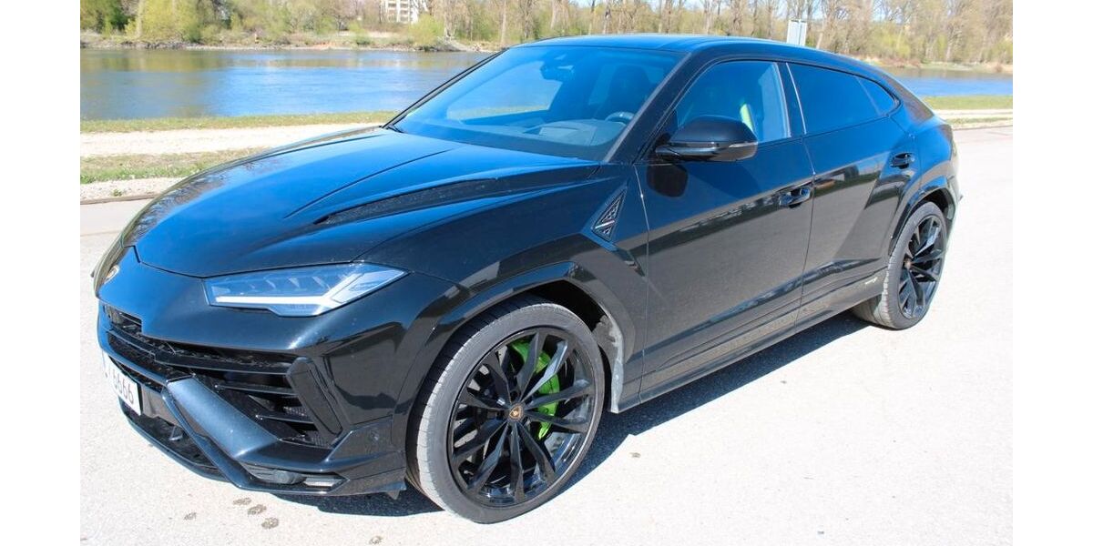 Lamborghini Urus 9.985 km 295.000 &euro; Regensburg 93055