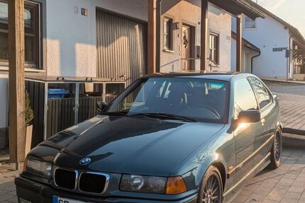 BMW 323 203.000 km 8.999 &euro; Geiselhöring 94333