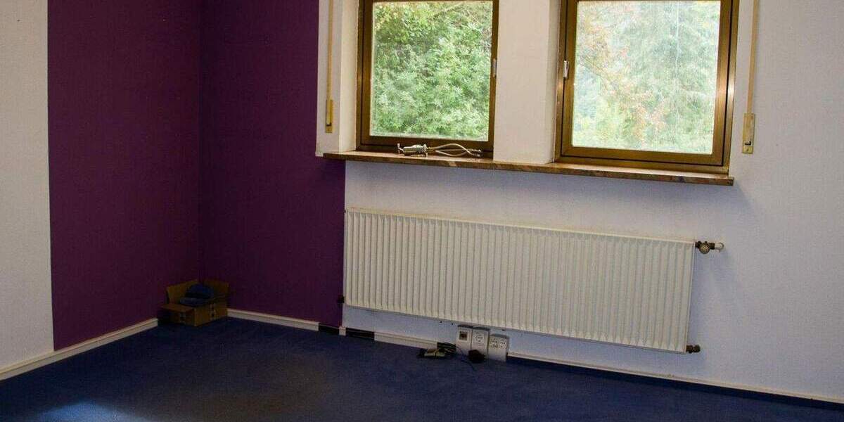 Einfamilienhaus Nittendorf Undorf - 8 Zimmer, 200 m&sup2;, 698.000&euro; | Angebot:24690123