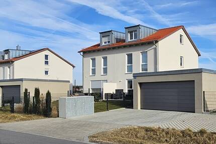 Fürs Leben gebaut - die letzte Doppelhaushälfte in Gengkofen wartet auf Sie! Nutzen Sie Ihre Chance! 5 zimmer