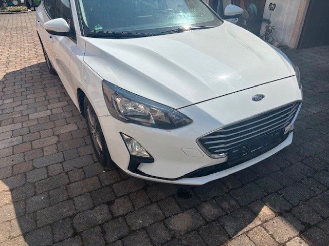 Ford Focus 136.000 km 7.900 &euro; Großetzenberg 93164