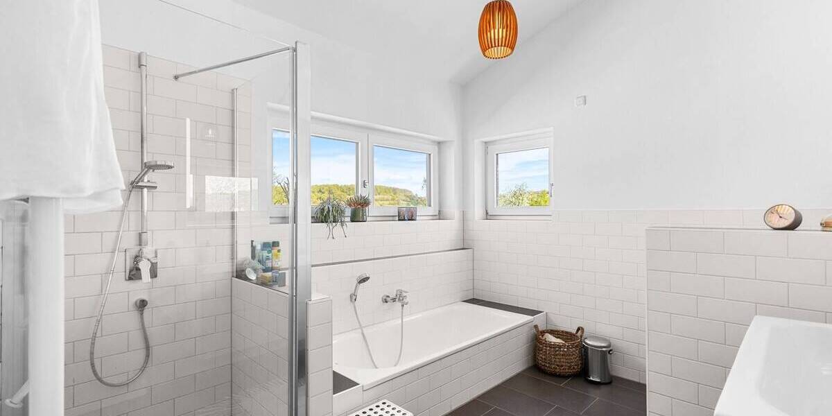 Einfamilienhaus Sinzing - 6 Zimmer, 154 m&sup2;, 870.000&euro; | Angebot:26402991