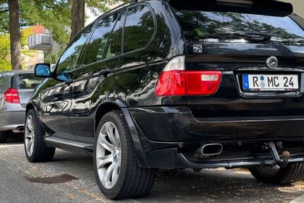 BMW X5 111.200 km 12.000 € Regensburg 93049