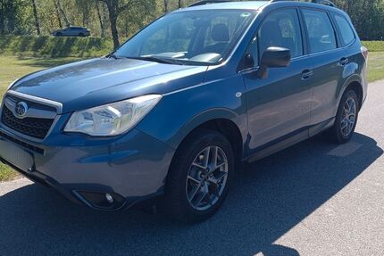 Subaru Forester 146.000 km 14.000 &euro; Aholfing 94345