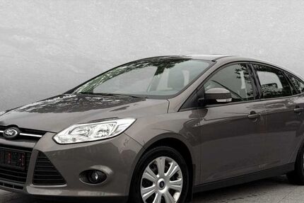 Ford Focus 80.500 km 7.995 € Regensburg 93059