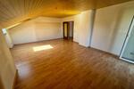 Dachgeschosswohnung in Neutraubling zimmer