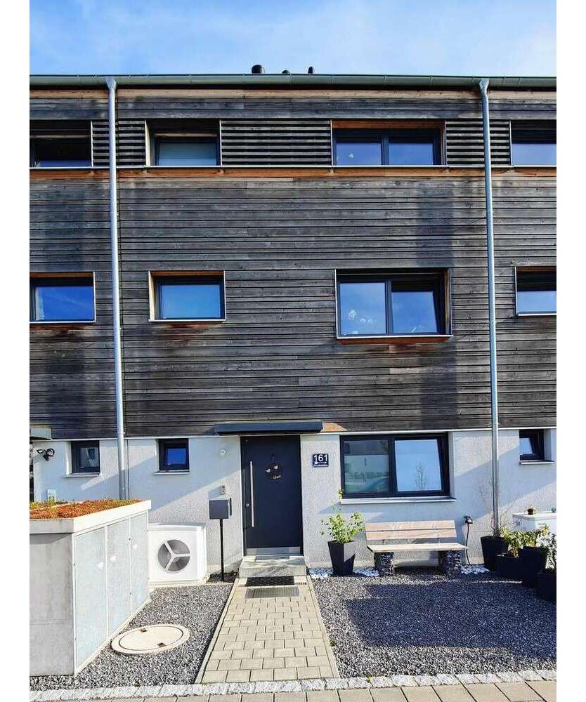 Haus zum Kaufen in Regensburg 880.000 € 167.5 m²