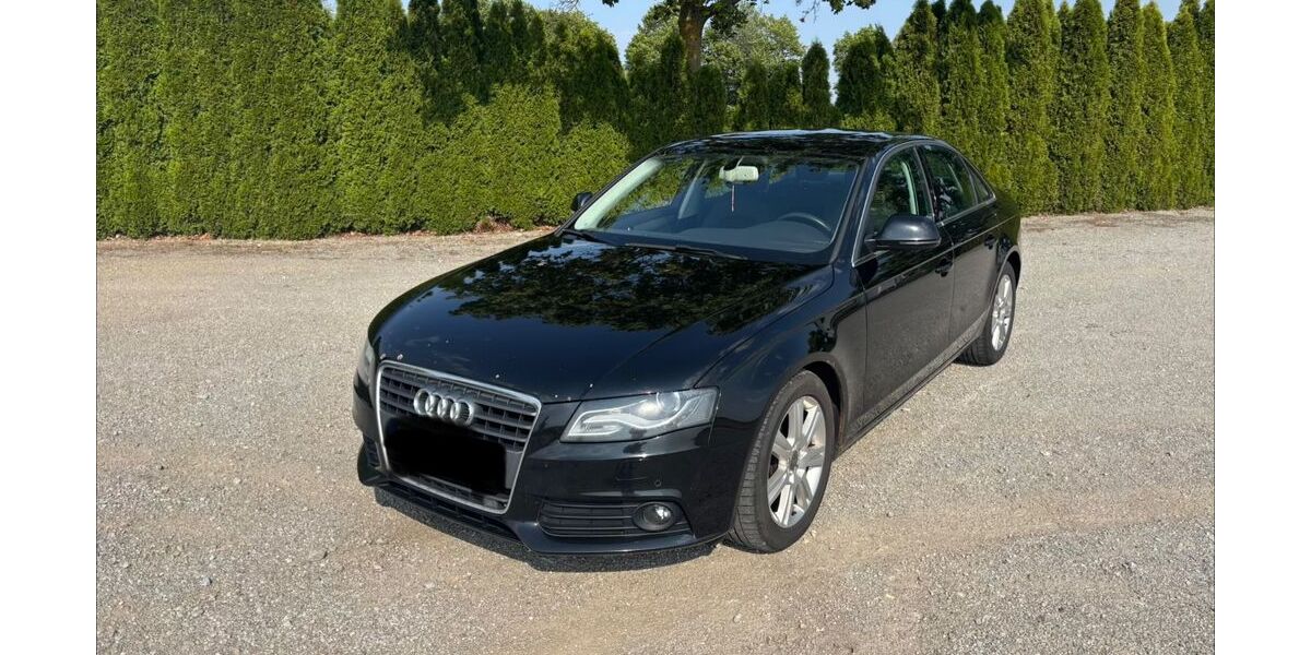 Audi A4 220.000 km 6.999 &euro; Geiselhoering 94333
