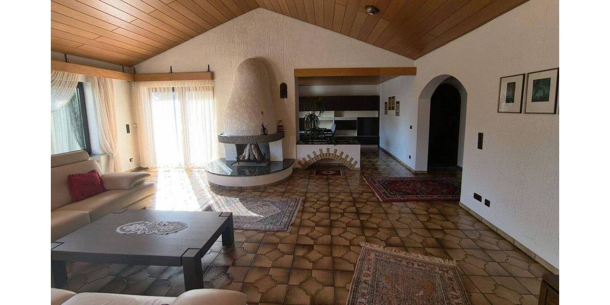 Bungalow Obertraubling - 7 Zimmer, 174 m&sup2;, 725.000&euro; | Angebot:26588976