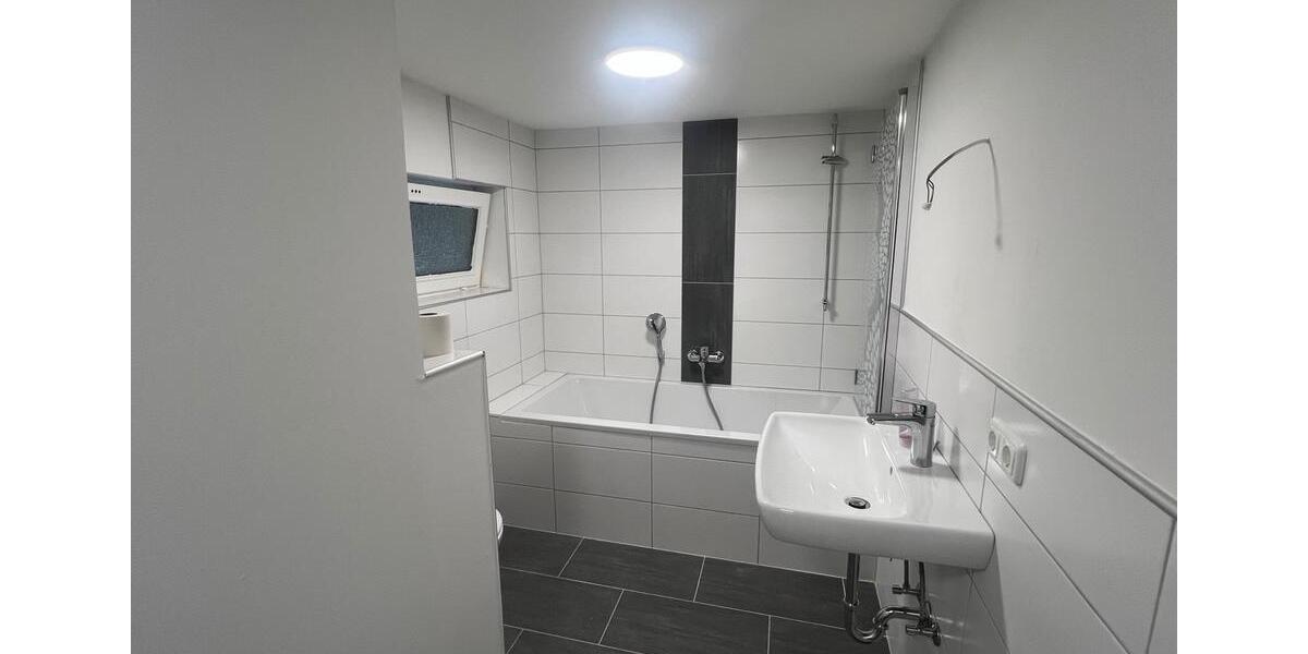 Einfamilienhaus Laaber - 4 Zimmer, 92 m&sup2;, 999&euro; | Angebot:25540024