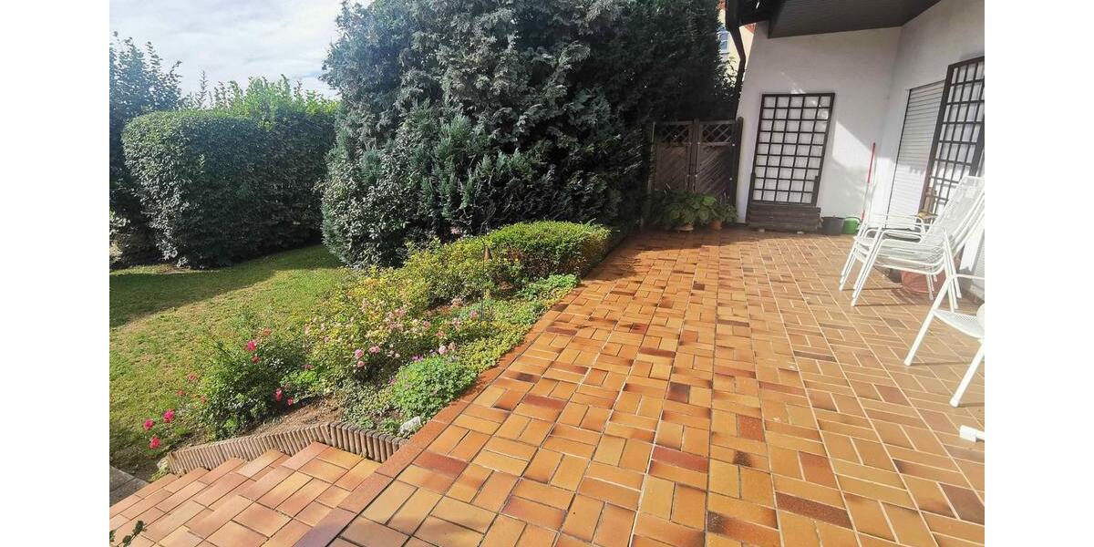 Bungalow Obertraubling - 7 Zimmer, 174 m&sup2;, 760.000&euro; | Angebot:26100471