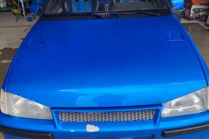 Opel Kadett 8.000 km 2.500 &euro; Ihrlerstein 93346