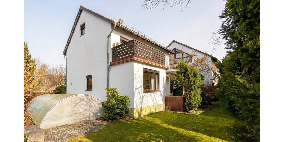 Einfamilienhaus Regensburg Westenviertel - 8 Zimmer, 145 m&sup2;, 445.000&euro; | Angebot:26190285