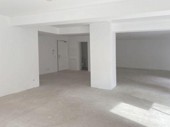 VB3845VL Neuwertige, lichtdurchflutete Bürofläche Regensburg - Altstadt zimmer