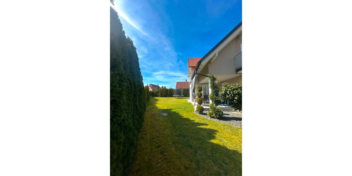 Einfamilienhaus Abensberg - 8 Zimmer, 180 m&sup2;, 2.150&euro; | Angebot:26121492