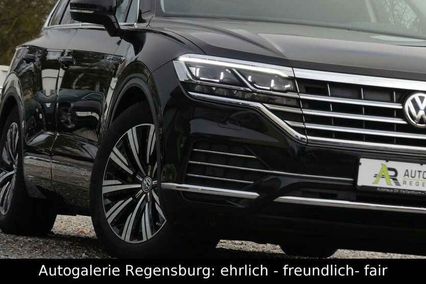 VW Touareg 77.000 km 38.950 € Regensburg 93059