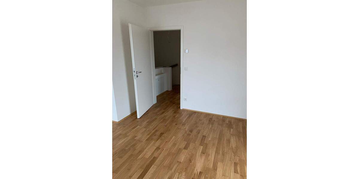 Doppelhaushälfte Obertraubling - 5 Zimmer, 140 m&sup2;, 745.000&euro; | Angebot:25770597