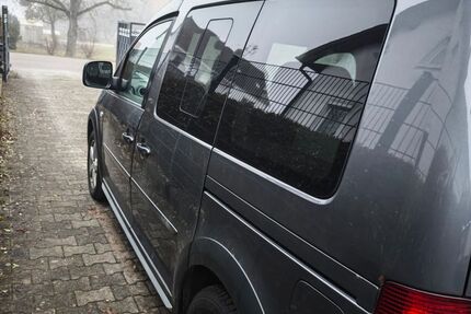 VW Caddy 303.400 km 8.900 &euro; Pfakofen 93101