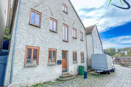 Haus Wörth an der Donau - 6 Zimmer, 180 m&sup2;, 420.000&euro; | Angebot:23358182