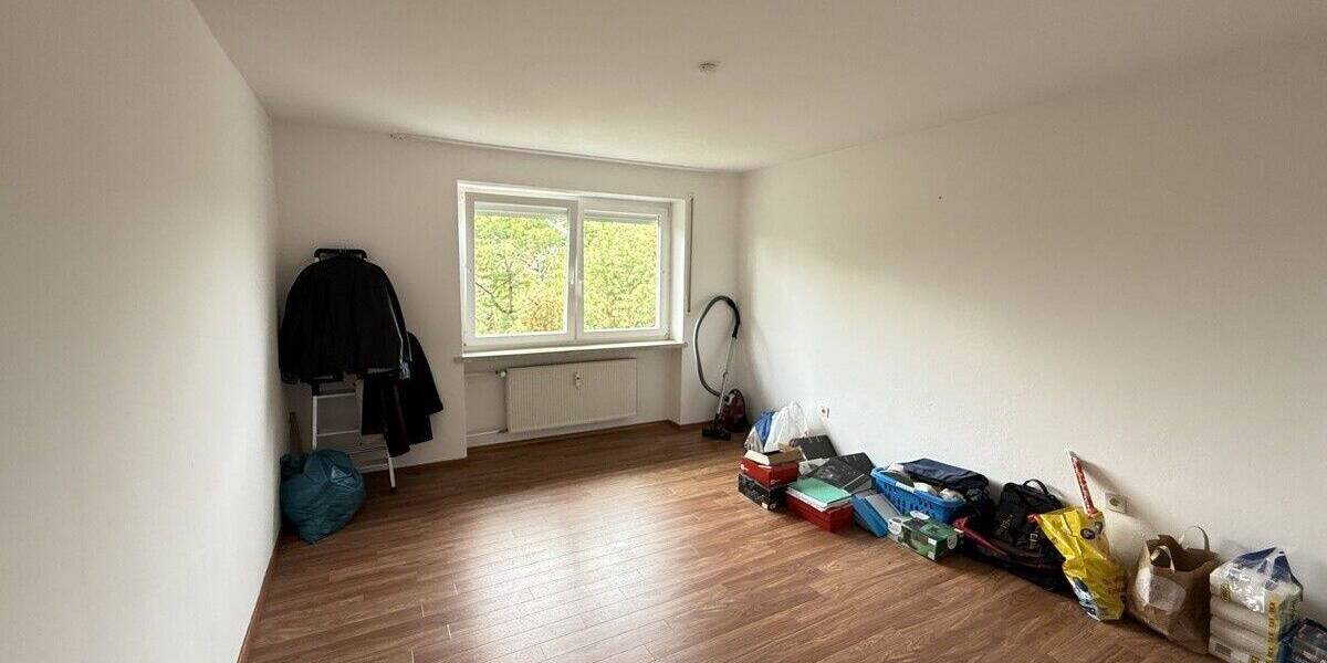 Etagenwohnung Pfatter - 4 Zimmer, 92 m&sup2;, 620&euro; | Angebot:23972856