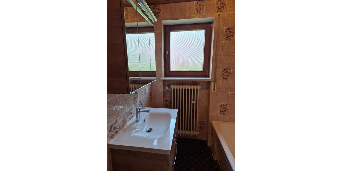 Bungalow Ihrlerstein - 5 Zimmer, 125 m&sup2;, 1.300&euro; | Angebot:27613213