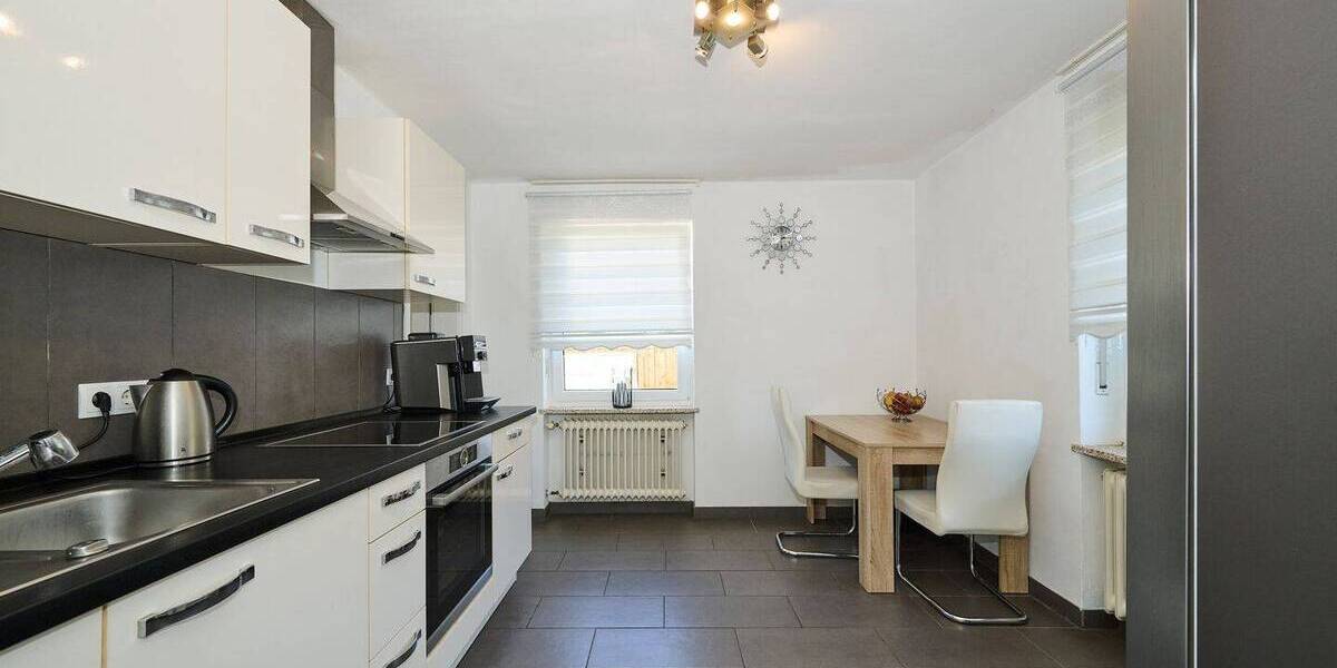 Bungalow Regenstauf Diesenbach - 4 Zimmer, 131 m&sup2;, 465.000&euro; | Angebot:26891634
