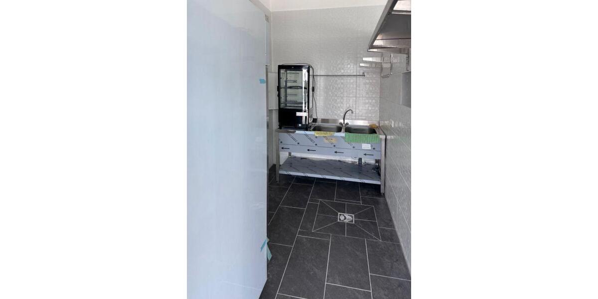 VG3867c Neu sanierte Gastro- oder Ladenflächen in hochfrequentierter Lage Maxhütte-Haidhof zimmer