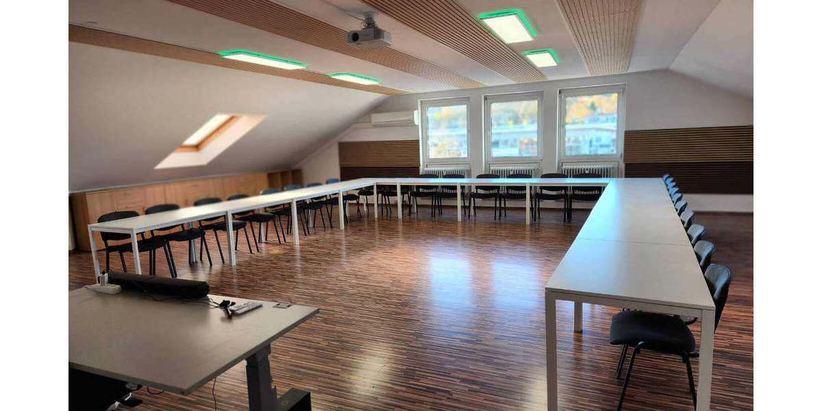 Gewerbeobjekt Regensburg Großprüfening-Dechbetten-Königswiesen - 180&euro; | Angebot:25880000