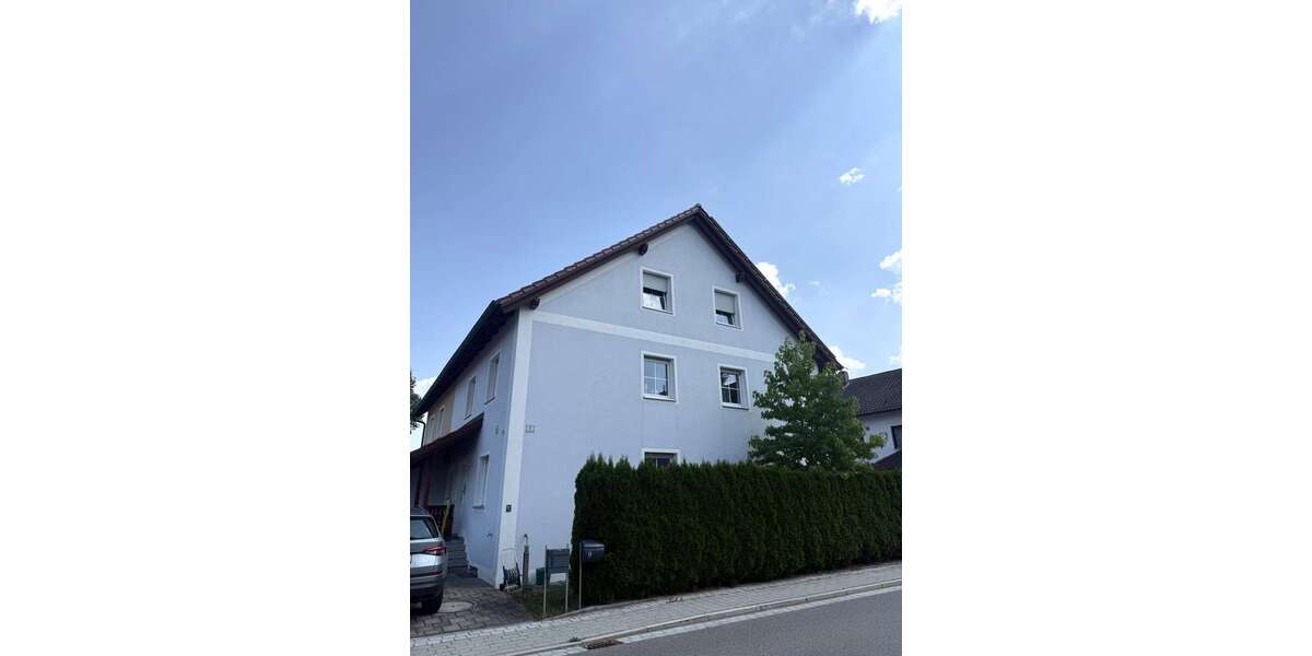 Einfamilienhaus Sünching - 5 Zimmer, 234 m&sup2;, 1.100&euro; | Angebot:27156656