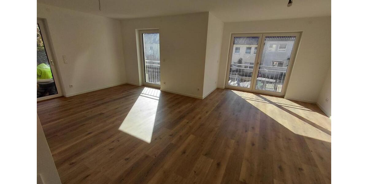 Erdgeschoßwohnung Regensburg Gallingkofen - 3 Zimmer, 74 m&sup2;, 1.300&euro; | Angebot:25370345