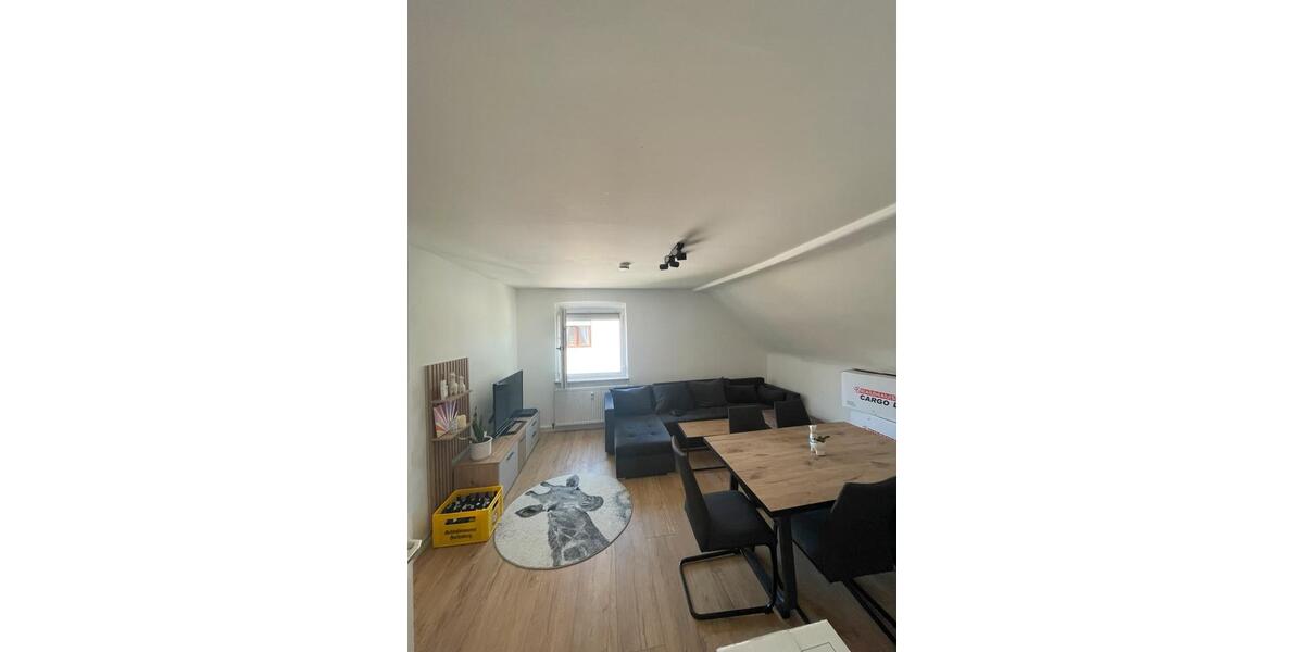 Dachgeschoßwohnung Maxhütte-Haidhof Haidhof - 2 Zimmer, 43 m&sup2;, 520&euro; | Angebot:26336644
