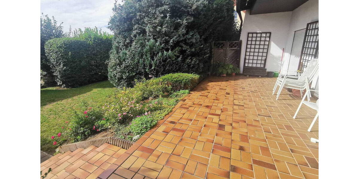 Bungalow Obertraubling - 7 Zimmer, 174 m&sup2;, 725.000&euro; | Angebot:26588976