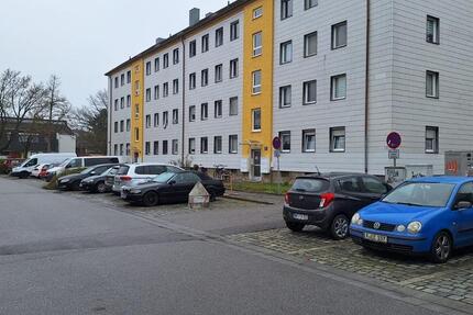 Helle 2 Zimmer Erdgeschosswohnung mit Einbauküche 2 zimmer