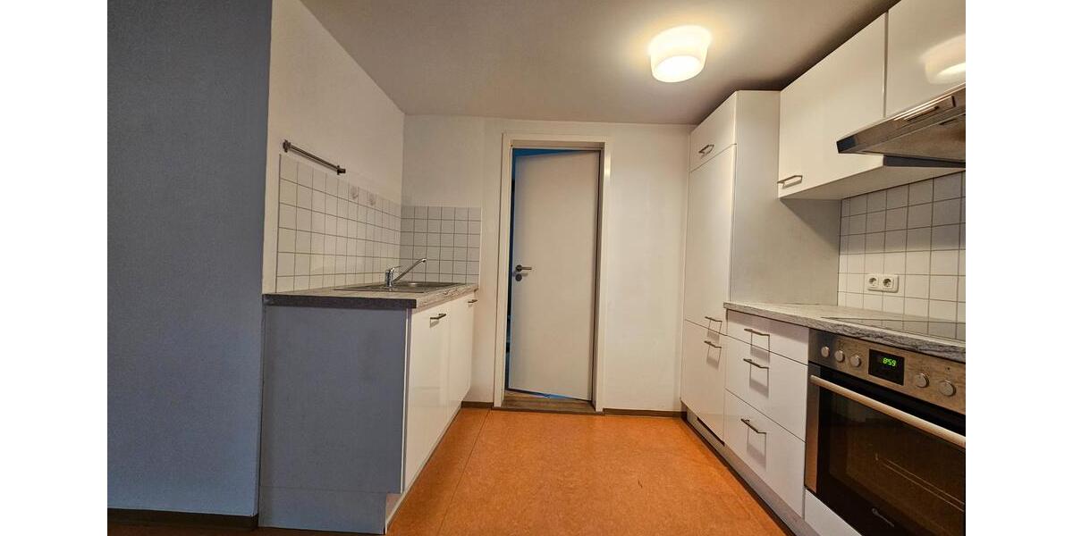 Dachgeschoßwohnung Burglengenfeld - 2 Zimmer, 60 m&sup2;, 900&euro; | Angebot:26671613