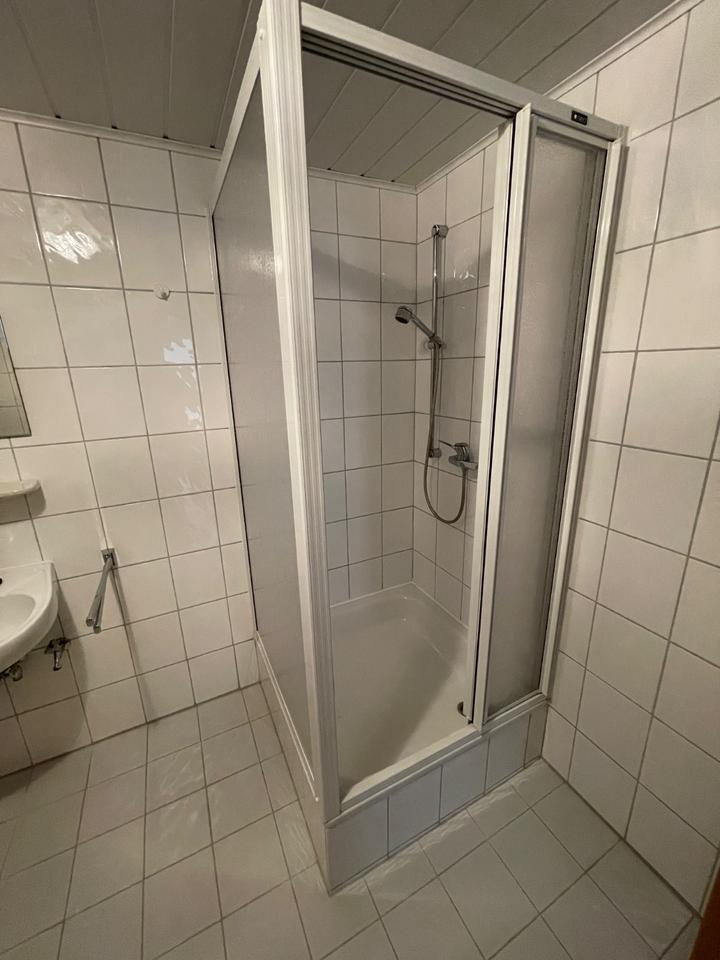Wohnung - Vollmöblierte 40 m² KellerWohnung