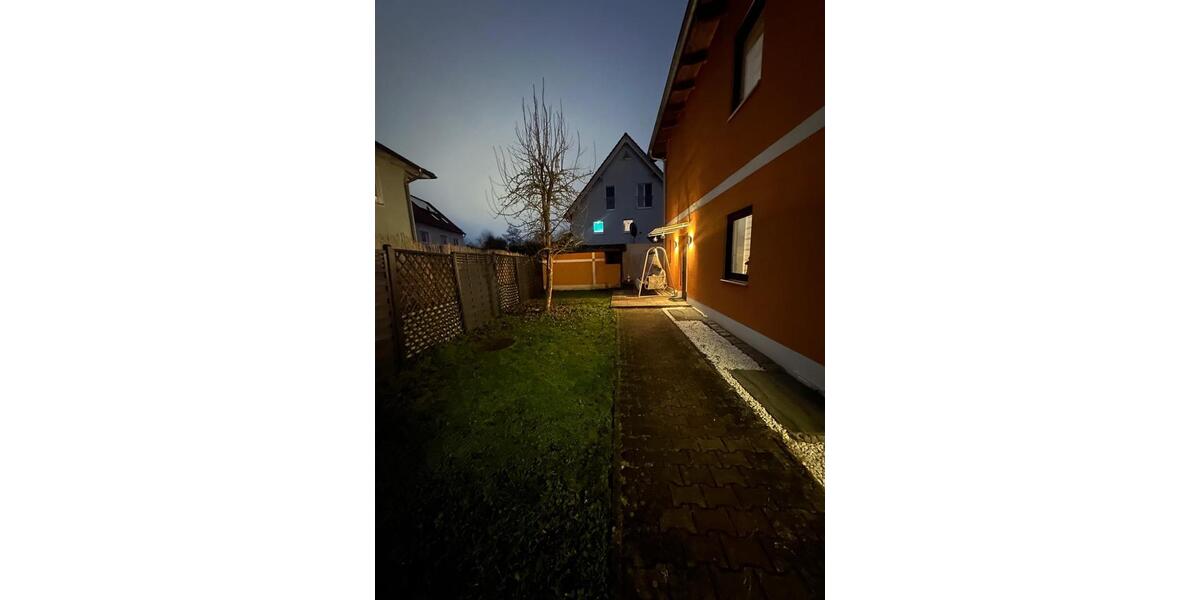 Doppelhaushälfte Neutraubling - 5 Zimmer, 107 m&sup2;, 729.000&euro; | Angebot:27055041