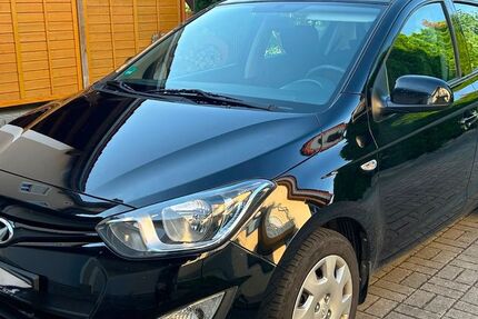 Hyundai i20 70.000 km 5.195 &euro; Schönach 93099