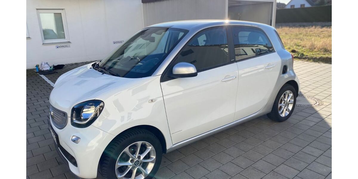 Smart ForFour 71.795 km 6.900 &euro; Tegernheim 93105