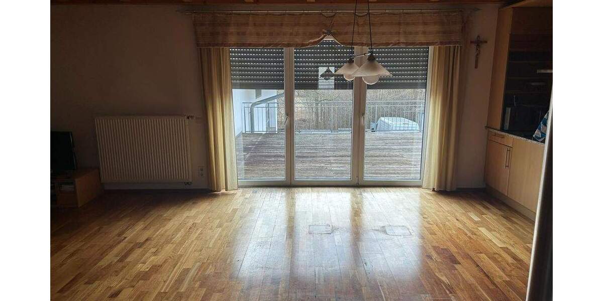 Metzgerei mit Schlachthaus, Laden und riesiger Wohnung zimmer