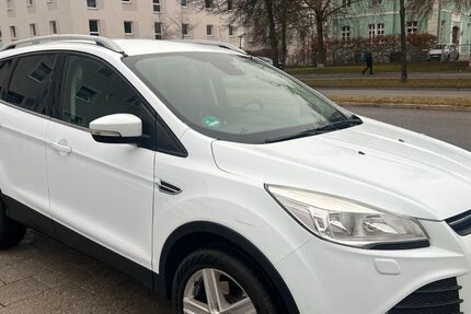 Ford Kuga 233.000 km 8.150 &euro; Regensburg 93055