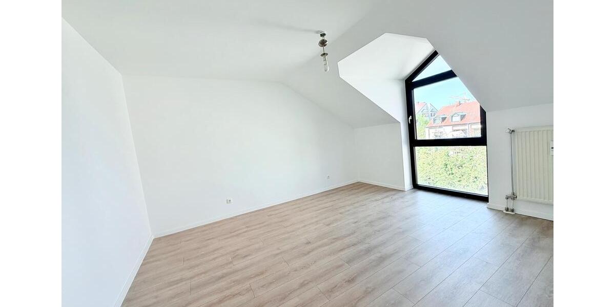 Dachgeschoßwohnung Regensburg Galgenberg - 2 Zimmer, 58 m&sup2;, 930&euro; | Angebot:26413808
