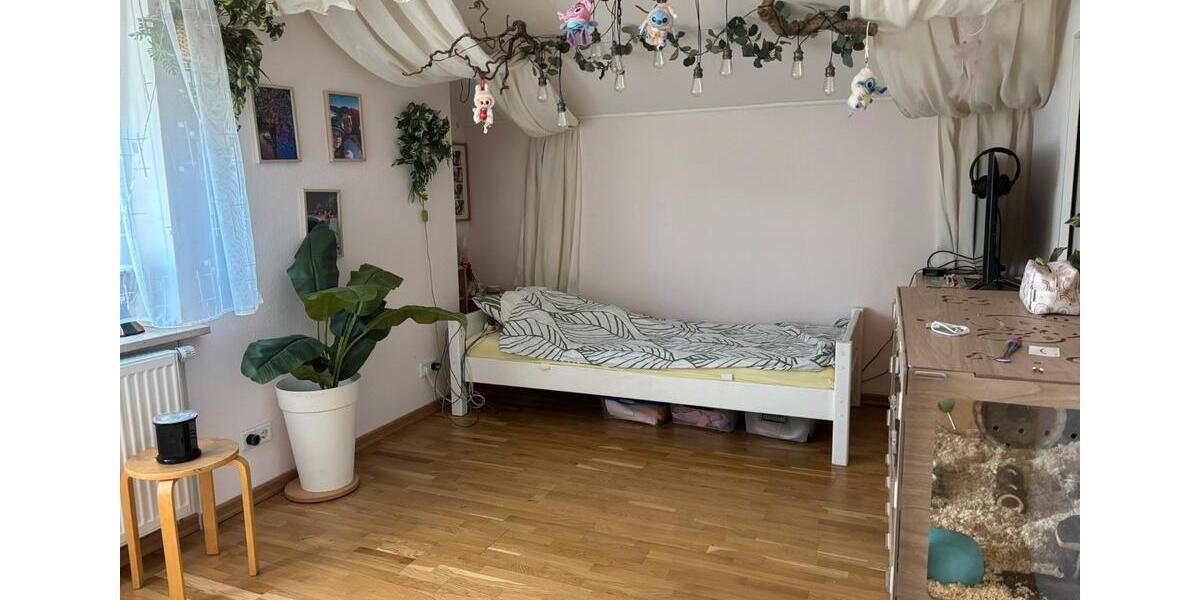 Einfamilienhaus Mintraching - 8 Zimmer, 210 m&sup2;, 579.000&euro; | Angebot:27005538